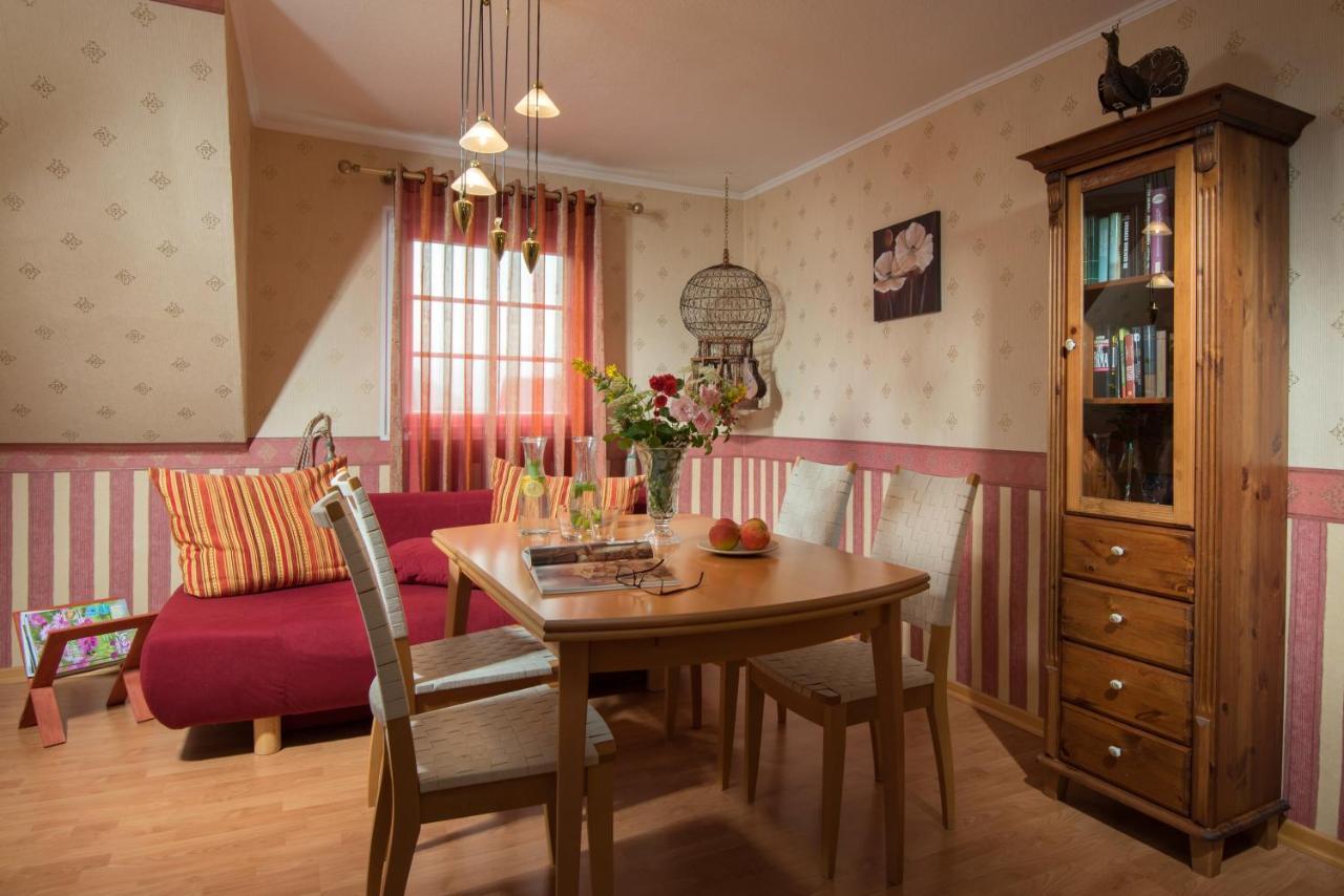 Weinhotel Sonnenschein Ernst Extérieur photo